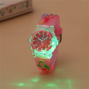 Orologio al quarzo per bambini con luce LED verde e cinturino in silicone rosa