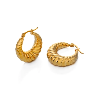 Boucles d'oreilles créoles torsadées minimalistes en acier inoxydable doré 18 carats
