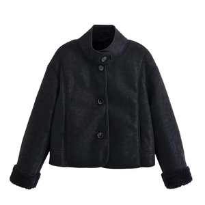 Veste courte en daim noir pour femme avec col en sherpa et fermeture à boutons