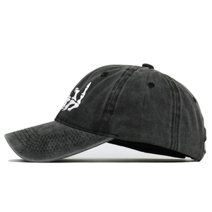 Casquette de baseball unisexe en coton noir délavé avec broderie main squelette blanche