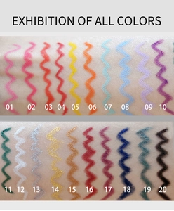 Tentoonstelling van 20 kleuren waterproof eyeliner swatches in mat en glanzend