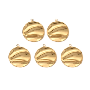 Cinq pendentifs ronds en acier inoxydable plaqué or 18 carats à texture ondulée