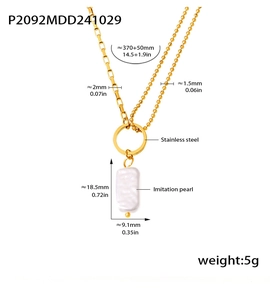 Detailed view of golden double-strand chain with baroque imitation pearl pendant size details
