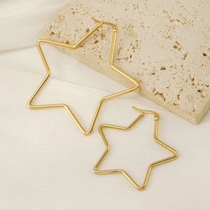 Exaggerated geometric star hoop earrings in gold plated stainless steel with two sizes