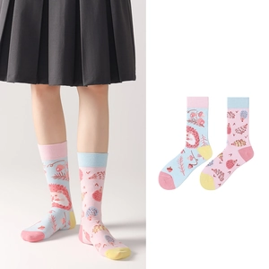 Asymmetrische Baumwollsocken im 2er-Pack mit niedlichen Igel-Mustern in Blau und Rosa