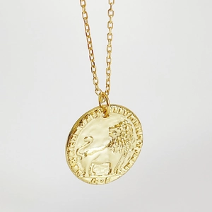 925 sterling silver gold lion relief coin pendant necklace with a minimalist fine O-chain