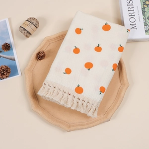 Musselin-Pucktuch aus Baumwolle mit Orangenmuster und Fransenrand für Neugeborene