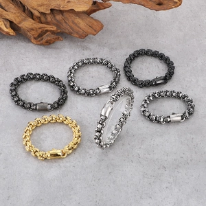 Gothic skull link bracelets for men in silver, gold and black finishes with retro style