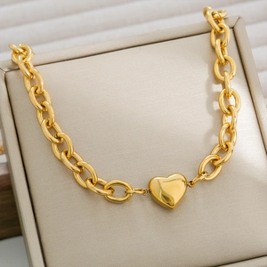 Chunky gold plated titanium steel chain necklace with polished heart pendant for women
