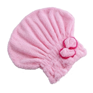 Bonnet de douche en polaire corail rose avec texture microfibre et nœud papillon