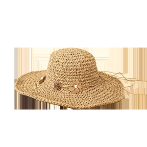 Chapeau de soleil d'été en paille pour femme avec roses en papier et large bord chic