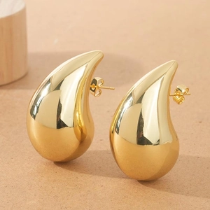 Orecchini A Lobo A Goccia Cava In Ottone Lucido Con Perno In Argento Sterling 925 Per Donna