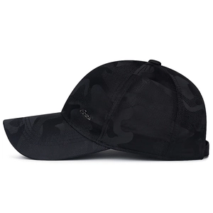 Men's black camo baseball cap with metal logo and breathable mesh for outdoor sports