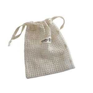 Mesh lace embroidery daisy drawstring storage bag in off-white floral pattern