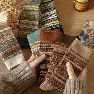 Calze in cotone vintage con motivo Fair Isle in calde tonalità autunnali della terra
