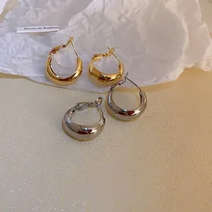 Boucles D'oreilles Créoles Épaisses Géométriques Pour Femmes Bijoux En Métal Minimalistes Polis En Forme De C Avec Tige En Argent 925