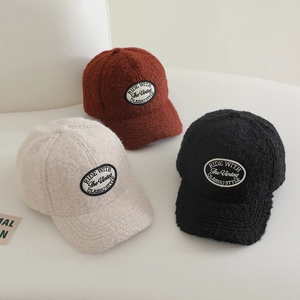 Winter kids lamb wool baseball caps in beige, brown and black with vintage oval patches
