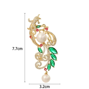 Eleganter Pfau-Anstecknadel mit weißen Perlen und grünen Kristallen, 7,7cm x 3,2cm Format