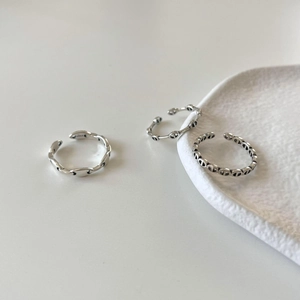 Minimalist S925 sterling silver adjustable rings with chic pig nose chain design