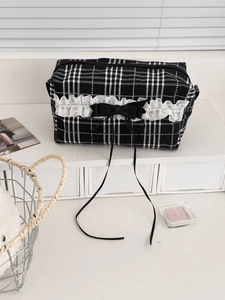 Trousse à maquillage à carreaux noirs et blancs avec dentelle et nœud décoratif