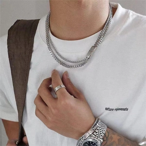 Collier double couche en acier inoxydable argenté avec fermoir magnétique géométrique