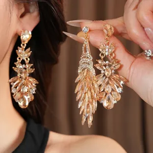 Boucles d'oreilles vintage goutte d'eau dorées avec cristaux brillants pour femmes