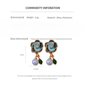 Detailed size specifications for vintage flower pearl earrings with rhinestone accents