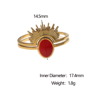 Detailed view of bohemian gold crown ring with red stone dimensions and weight info