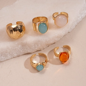Five-piece set of geometric resin and metal rings with open adjustable design