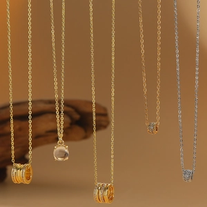 Exquisite Fashion Copper Zirconia Pendant Necklace For Women Elegant Minimalist Geometric Clavicle Chain Jewelry Party Accessory