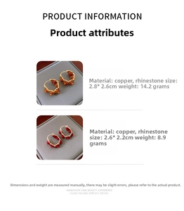 Spécifications de taille et de poids pour les boucles d'oreilles créoles fleurs plaquées or