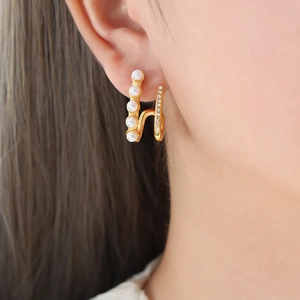 Vintage golden titanium steel earrings with H-shape design, white pearls and zircons