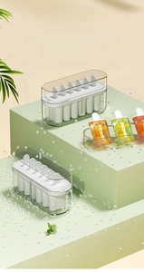 Detail of DIY ice pop mold set made of premium PET and PP material with clear dustproof box