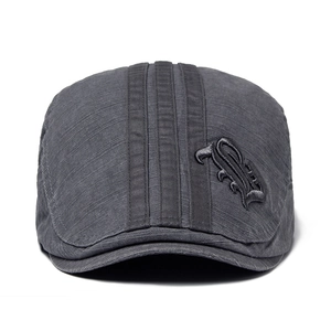 Dark grey cotton ivy cap with vintage texture and gothic letter B embroidery decoration