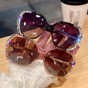 Lunettes de soleil polarisées oversize avec papillon en strass et verres dégradés
