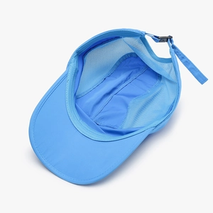 Sky blue quick-dry sports baseball cap with breathable mesh and adjustable buckle strap
