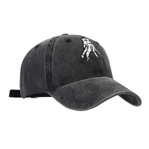 Casquette de baseball en coton gris foncé délavé avec broderie blanche et visière