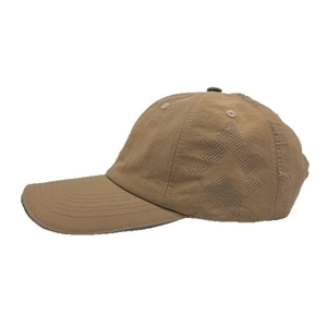 Khaki sneldrogende nylon baseballpet met lasergesneden gaten en reflecterende klep