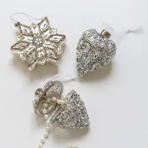 Exquisite silver snowflake ornament and sequined heart box with white pearl chains