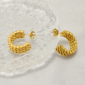Chic twisted weave hoop earrings in gold stainless steel for a luxury vintage look