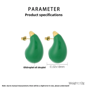 Detail showing 32x18mm green oil droplet teardrop earrings with golden metal studs