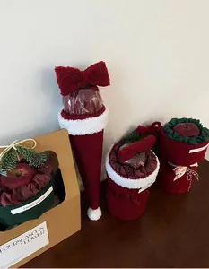 Matériel DIY emballage pomme Noël en laine d'agneau forme cornet