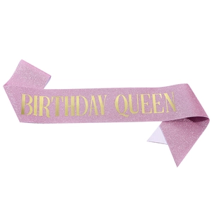Écharpe pailletée rose Birthday Queen avec lettres dorées pour fête d'anniversaire