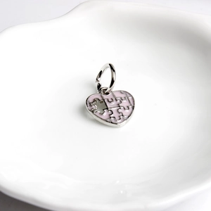 Pink heart puzzle charm pendant in alloy for DIY jewelry making accessories