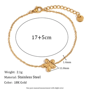 Detail of 18K gold-plated stainless steel flower bracelet with dimensions and weight info