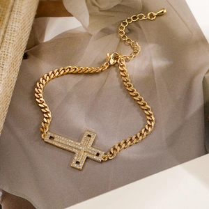 Luxury 18K gold plated Cuban chain bracelet with iced out cross pendant and crystals