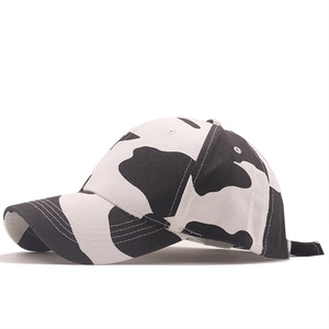Cow Print Baseball Cap Cotton Curved Brim Adjustable Fashion Sun Hat Outdoor Unisex Sport