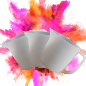 Three 500ml silicone measuring cups with ergonomic handles and pouring spouts for resin