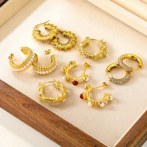 Stainless Steel Gold Plated Hoop Earrings Geometric Textured Artificial Pearl Rhinestone For Women Vintage Luxury Style Anti Allergy