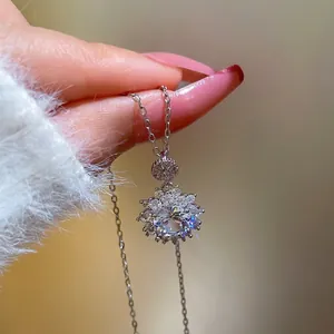 Titanium steel snowflake pendant necklace with sparkling large zircon center stone